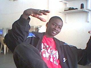 salut a tout